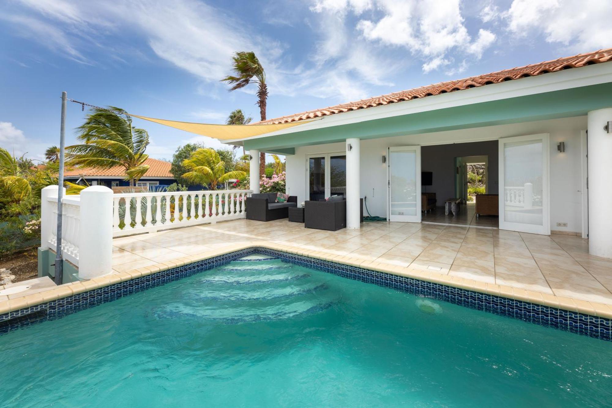 Coral Estate Holidays Willibrordus Экстерьер фото