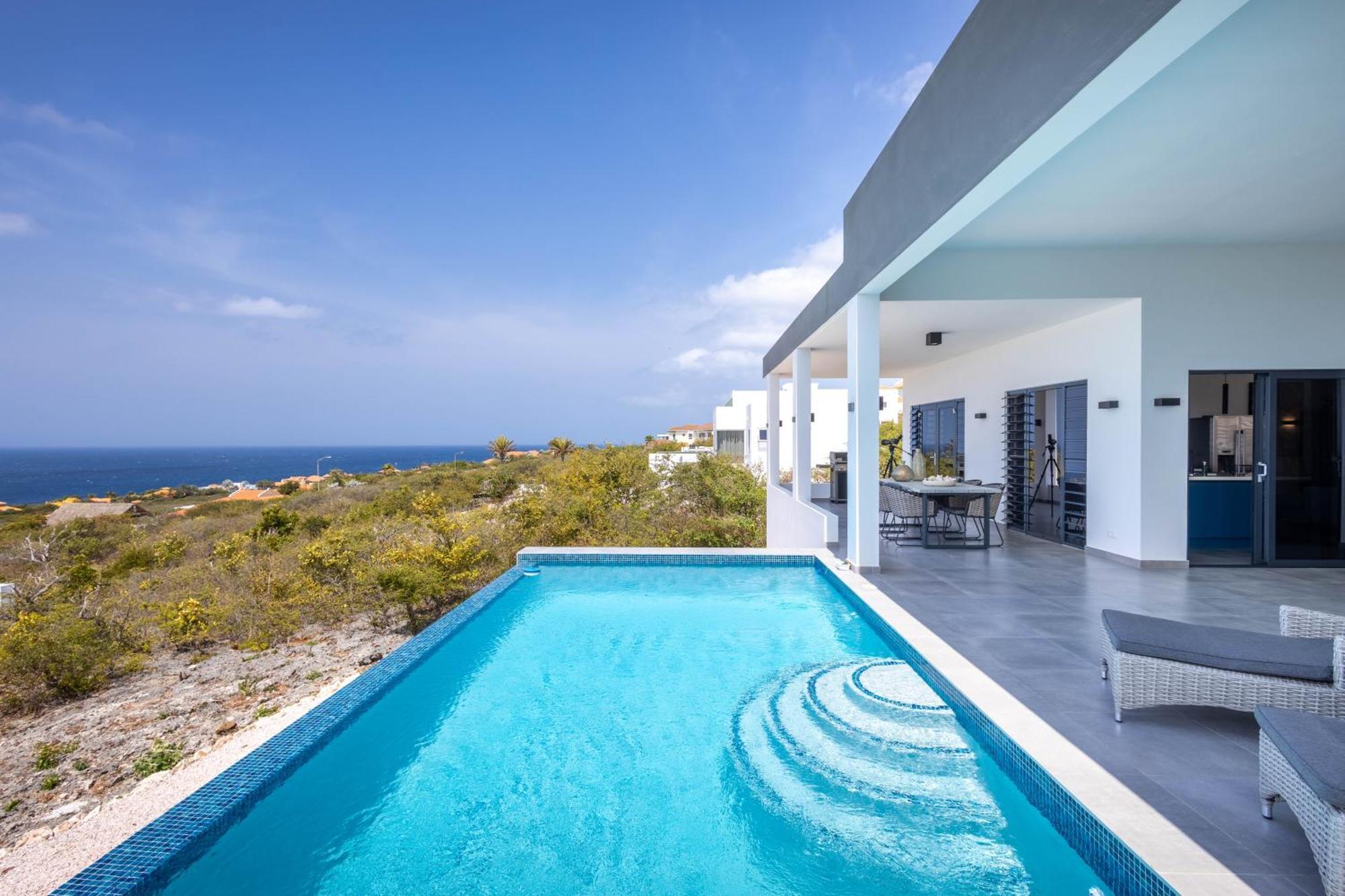 Coral Estate Holidays Willibrordus Экстерьер фото